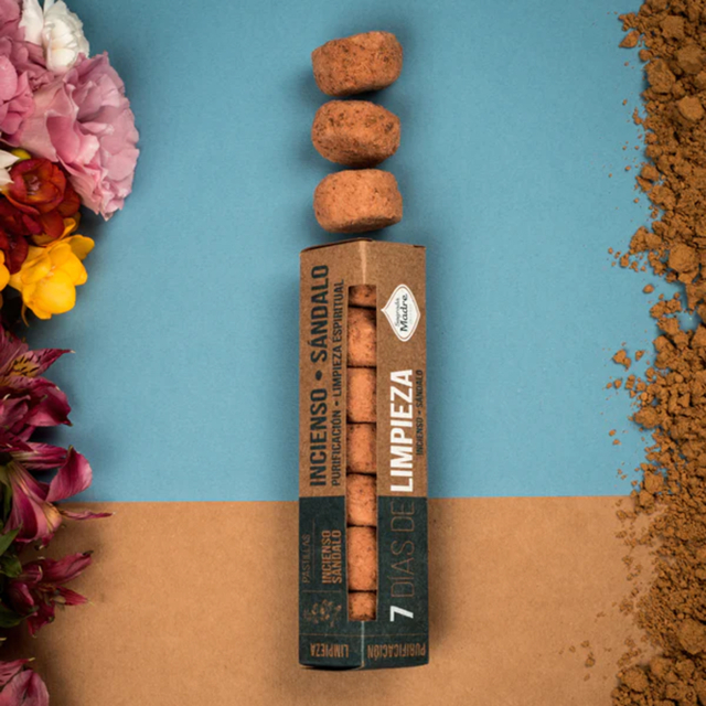 Røkelsespucker Limpieza Frankincense & Sandeltre 7stk