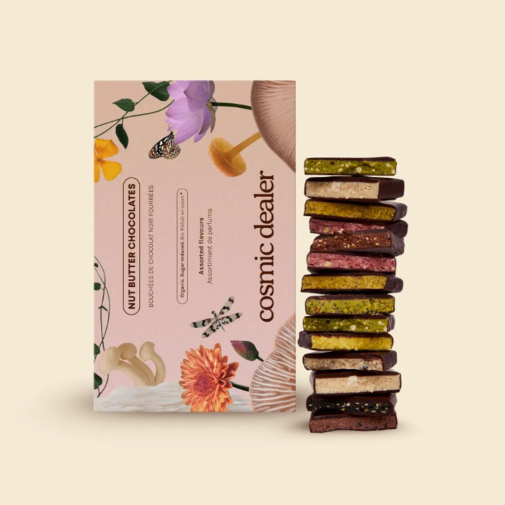 Sjokoladeboks 7 Varianter ØKO 14 x 20g i gruppen Råvarer & Drikke / Godteri og sjokolade / Sjokolade og bars hos Rawfoodshop Scandinavia AB (CHAKRA14BOX)