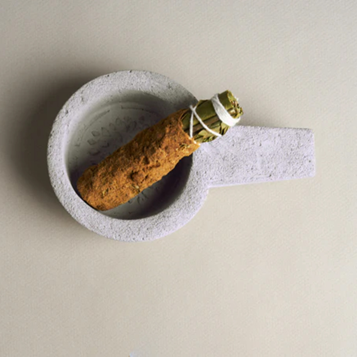 Buenos Aires Sahumador Grå i gruppen Hjem & Sjel / Stemning & duft / Røkelsesholdere & fat hos Rawfoodshop Scandinavia AB (SKU-088)