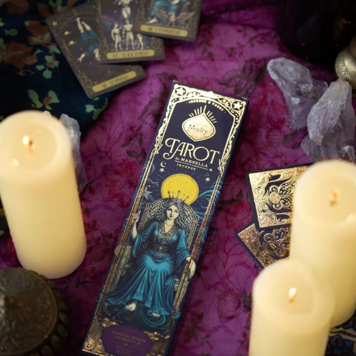 Røkelse Tarot Sandeltre & Frankincense 6 stk i gruppen Hjem & Sjel / Stemning & duft / Røkelse hos Rawfoodshop Scandinavia AB (SKU-5025)